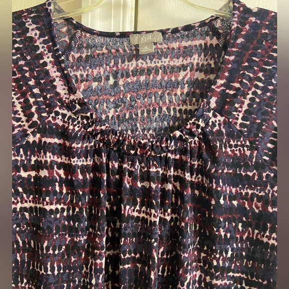 J Jill blouse plum short sleeve abstract raglan pop over Medium Petite - Picture 5 of 6